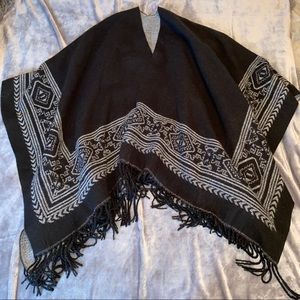 ClosetClosing! Tribal Poncho